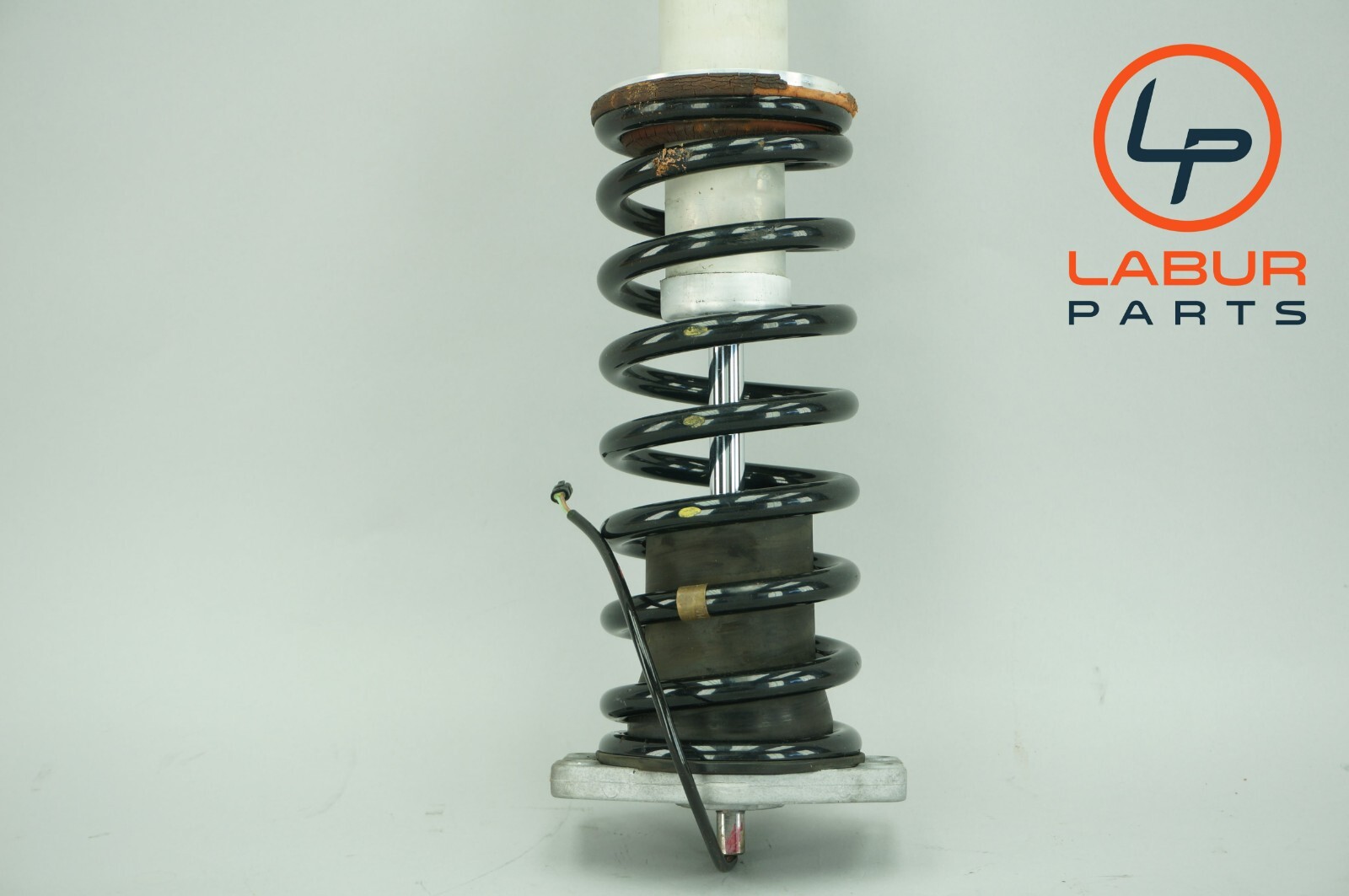 M139 03-06 Maserati Quattroporte Rear Left or Right Shock Absorber Strut Z3510