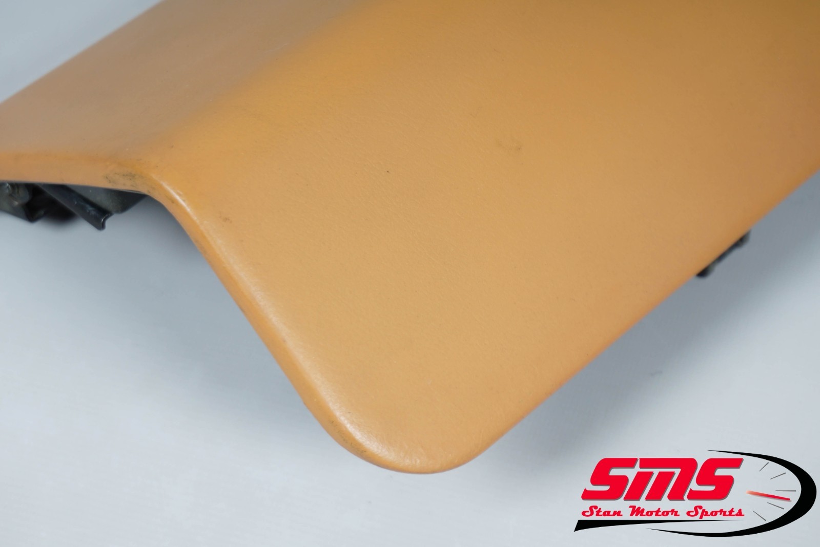 02-06 Maserati Spyder M138 4200 Center Console Center Rear Door Lid Beige OEM