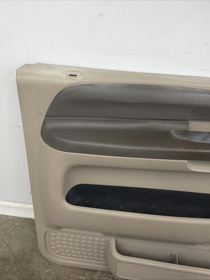99-07 Ford Excursion F250 F350 paneles de puerta de pasajero conductor delantero OEM bronceado Foto 3 de 4