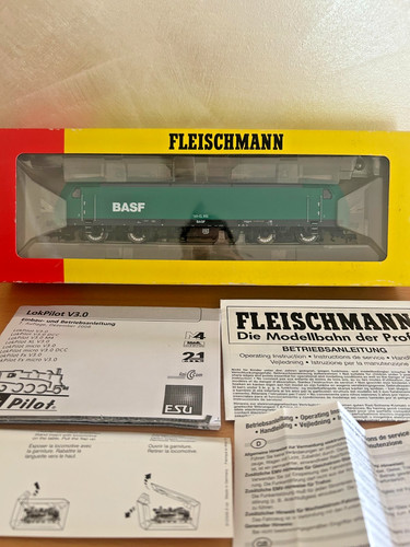 Modelleisenbahn H0 Fleischmann E-Lok DC 804320 gebraucht, OVP grün Dachbodenfund | Zustand: Gebraucht