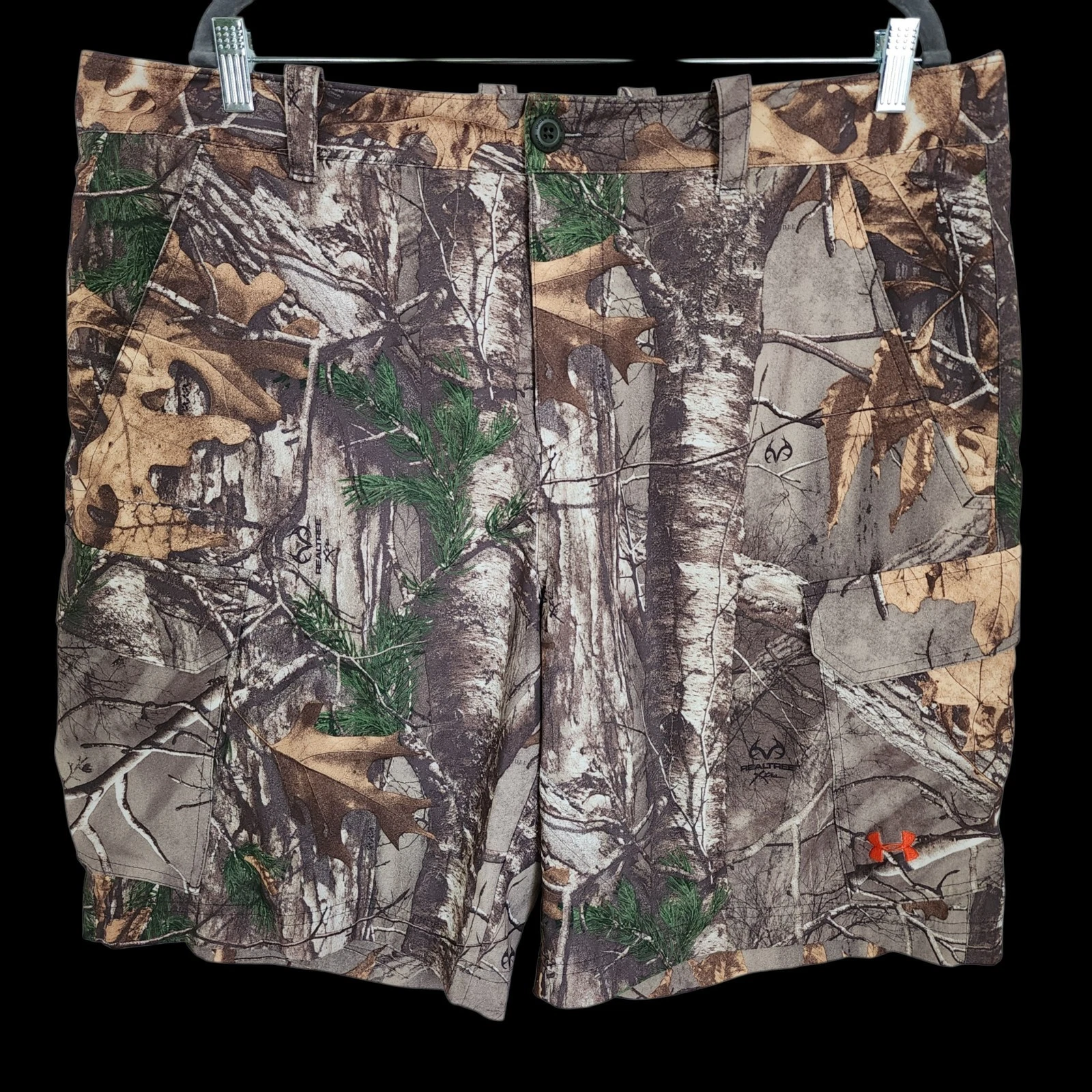 Under Armour HeatGear Realtree Xtra Camo Cargo Shorts Mens 40 Hunting Fishing
Opens in a new window 