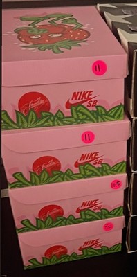 Size 10.5 Nike SB Dunk High Strawberry Cough Special Box Dead Stock