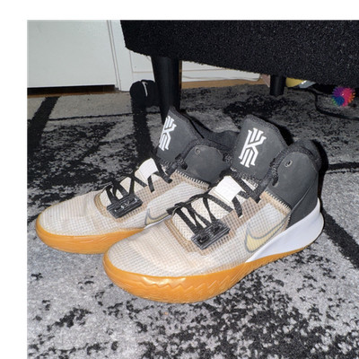 Nike Kyrie Flytrap 4 Basketball Shoes Black White Gum CT1972-006 Synthetic Men