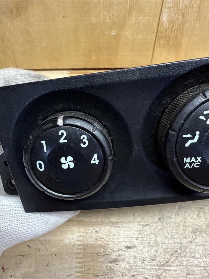 2003-2006 Kia Sorento Ac Heater Climate Control OEM ~ 97250-3E401 Foto 3 de 4