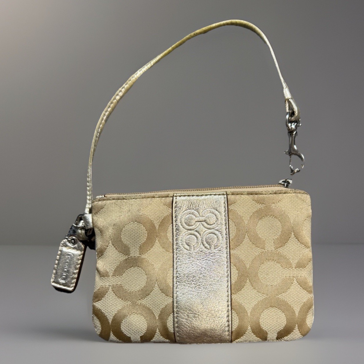 Y2K Coach  Signature C Beige Canvas Leather Trim Zipper Wristlet - Coin Wallet