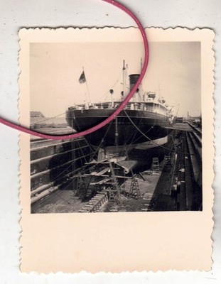 PHOTO PHOTO SHIPS SHIP DRY DOCK