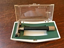 VTG SCHICK Krona Chrome Double Edge Safety Razor with case