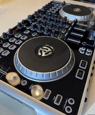Numark Mixtrack Pro - For Parts/Not Working