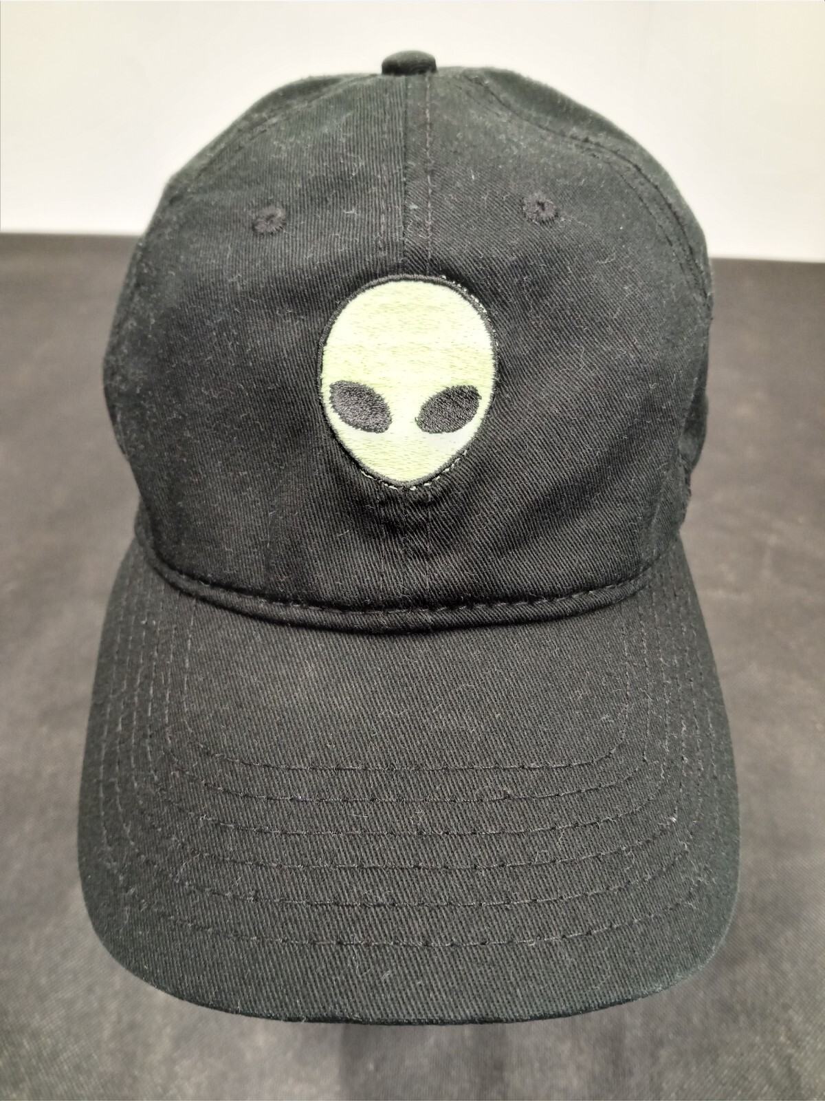 ALIEN HEAD EMBROIDERED ADJUSTABLE HAT CAP OTTO 18… - image 1