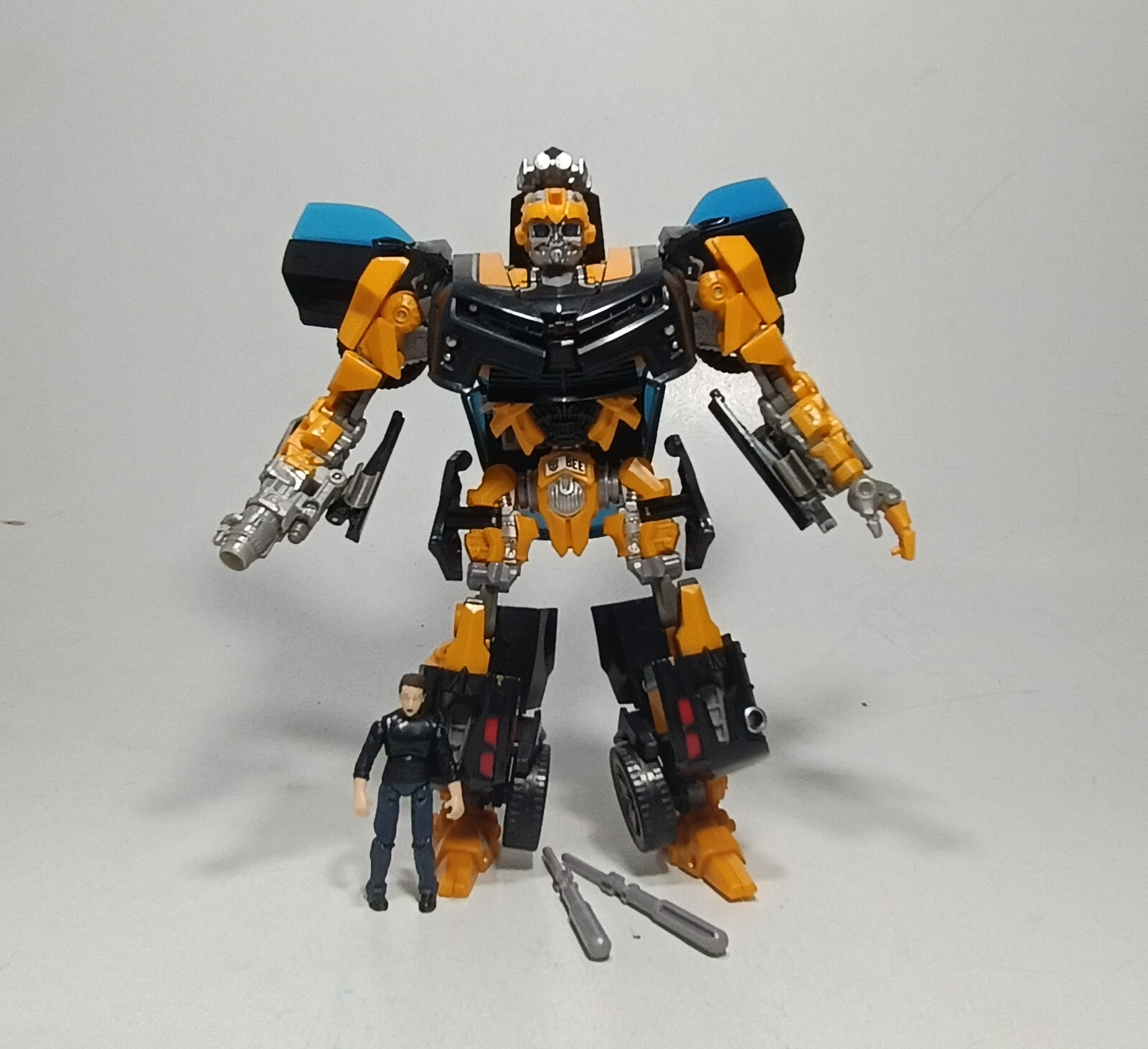 Picture 1 of 19