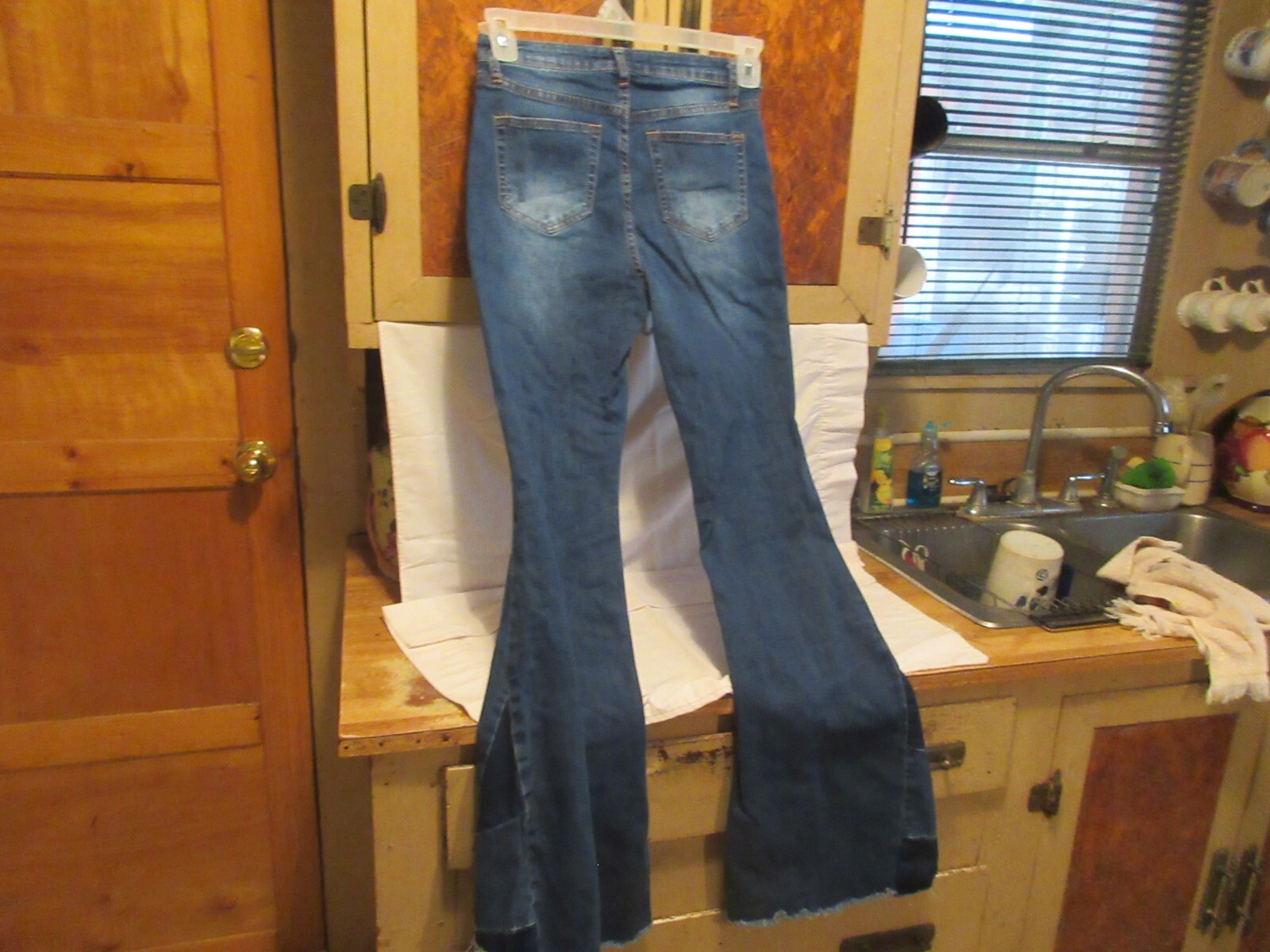 Picture 4 of 5
