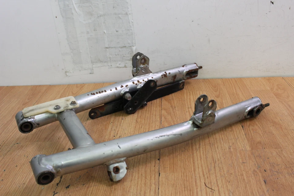 1978 Husqvarna CR250 Swingarm - Image 2 of 4