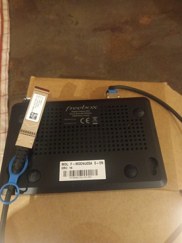 Boitier ONU version 2 V2 - Freebox Optique - excellent état - Afbeelding 2 van 2