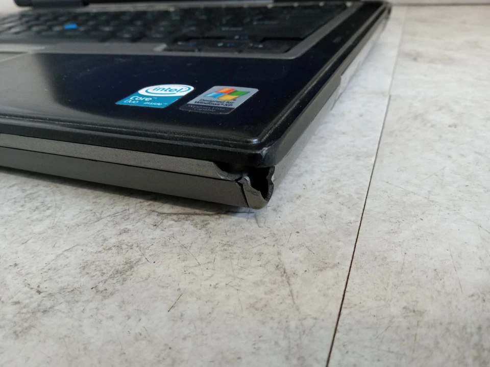 Dell Latitude D620 14" Laptop Intel Core Duo 2GB RAM 80GB XP RS232 *C-GRADE* -RR - Image 3 of 4