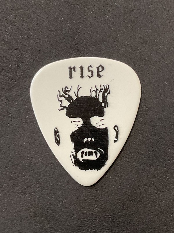 Tommy Henriksen Hollywood Vampires RISE Guitar Pick (O)
