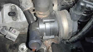 7L0965561A Heizungsventil Ventil Heizung (Erstausrüsterqualität DE2640316-81