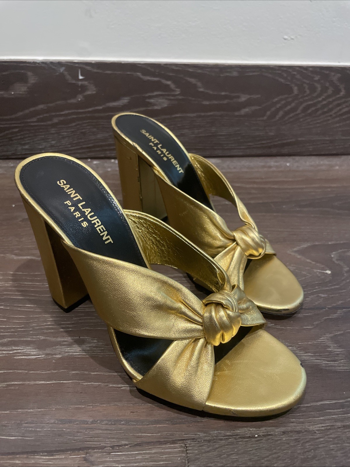 Sandali muletto Saint Laurent "BIANCA 100mm" in pelle oro punta aperta taglia 40