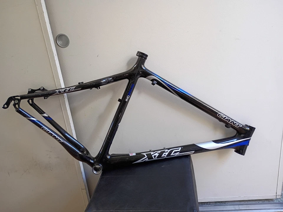 Рама горного велосипеда Giant Xtc композитная из углеродного волокна Formula One - Изображение 2 из 4