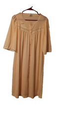1950's Pink/Peach Robe-Vintage Mid Century knee length covered button size M US