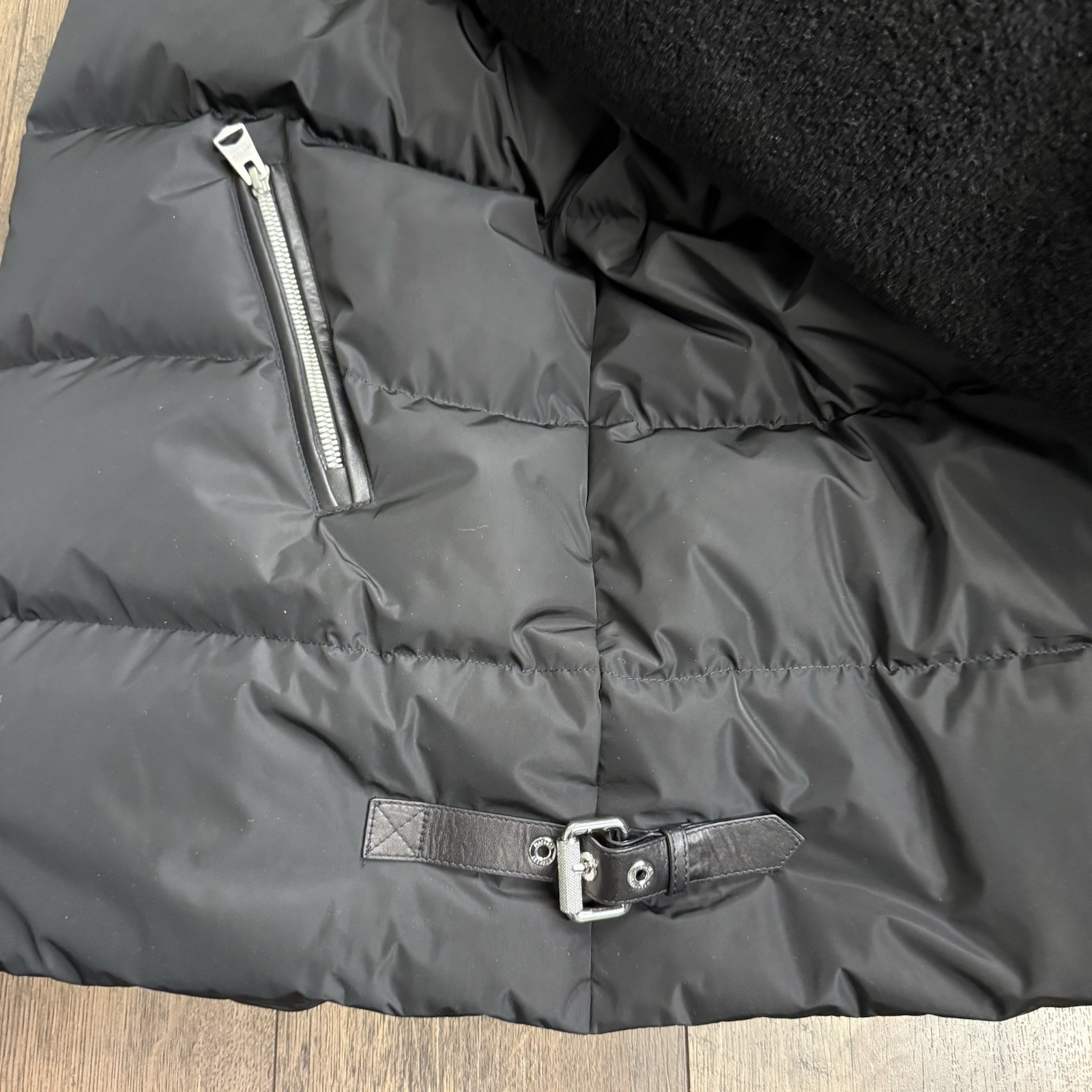 Mackage Junia Woman’s XL Black Down Puffer Jacket Hooded Shearling Trim NWT image 6