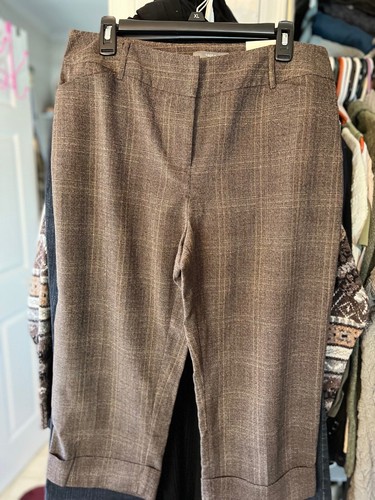 03 apt 9 WOMENS BROWN PLAID CUFFED 