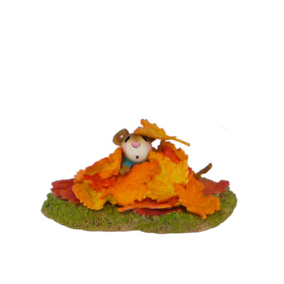 Wee Forest Folk AUTUMN FROLIC, WFF# M-494, Fall Leaves Mouse