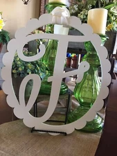 MONOGRAM INITIAL 18 INCHES DOOR HANGER "F" SOLID WOOD WHITE 18 INCHES
