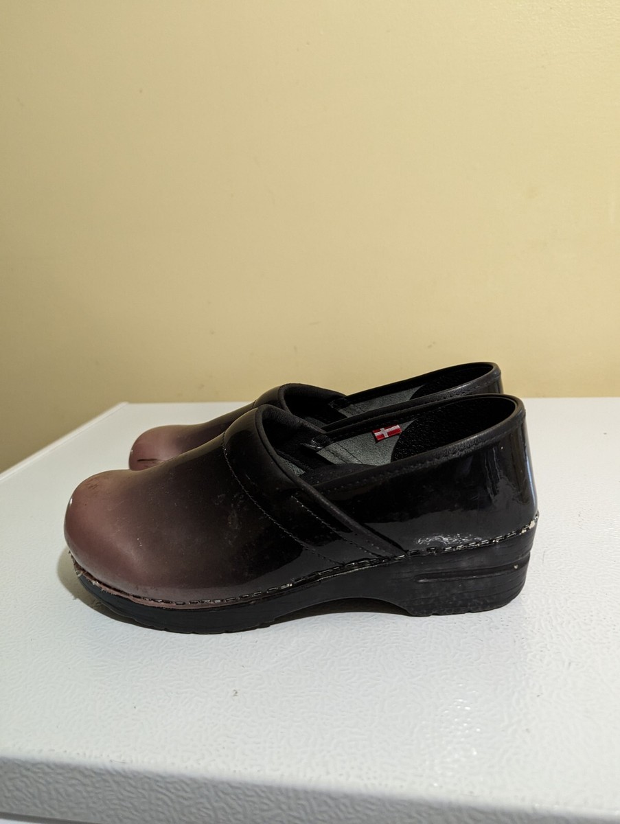 Sanita Nursing Clogs, Pink Black, SZ 40