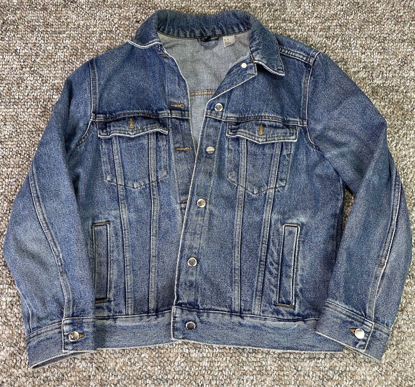 DIVIDED H&M - WOMEN'S MEDIUM WASH DENIM JACKET - SIZE XS