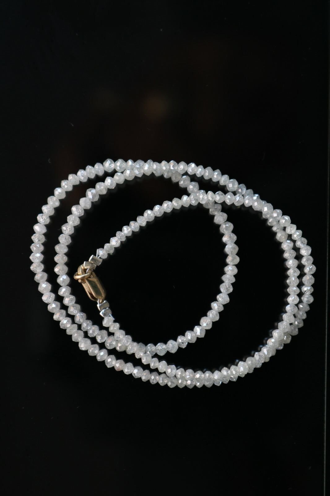 16inch long White Polished Diamond Beads Necklace With 18k Gold Claps