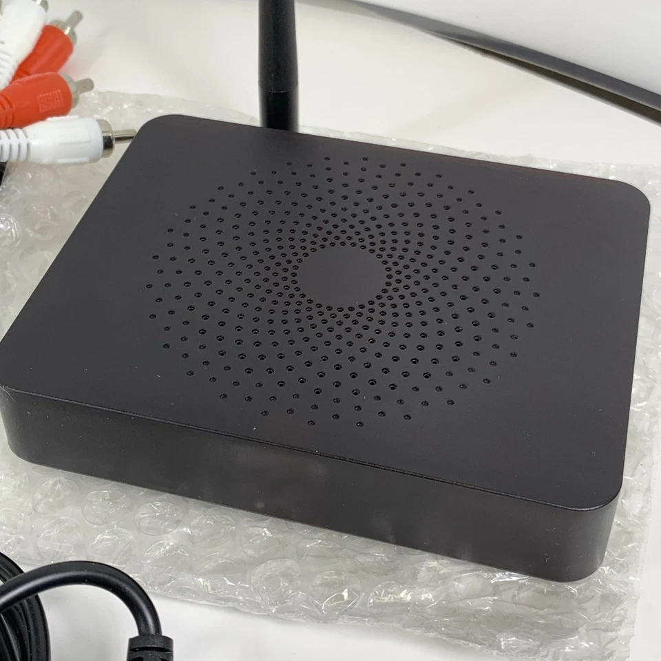 Wireless Video & Audio Transmitter and Receiver 5.8GHz 8 Channel RCA 480P Sender - Image 4 of 4