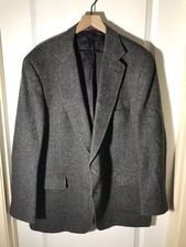 Jos. A. Bank Men  s 46R Gray Herringbone 100 Wool Sport Coat 2 Buttons Blazer