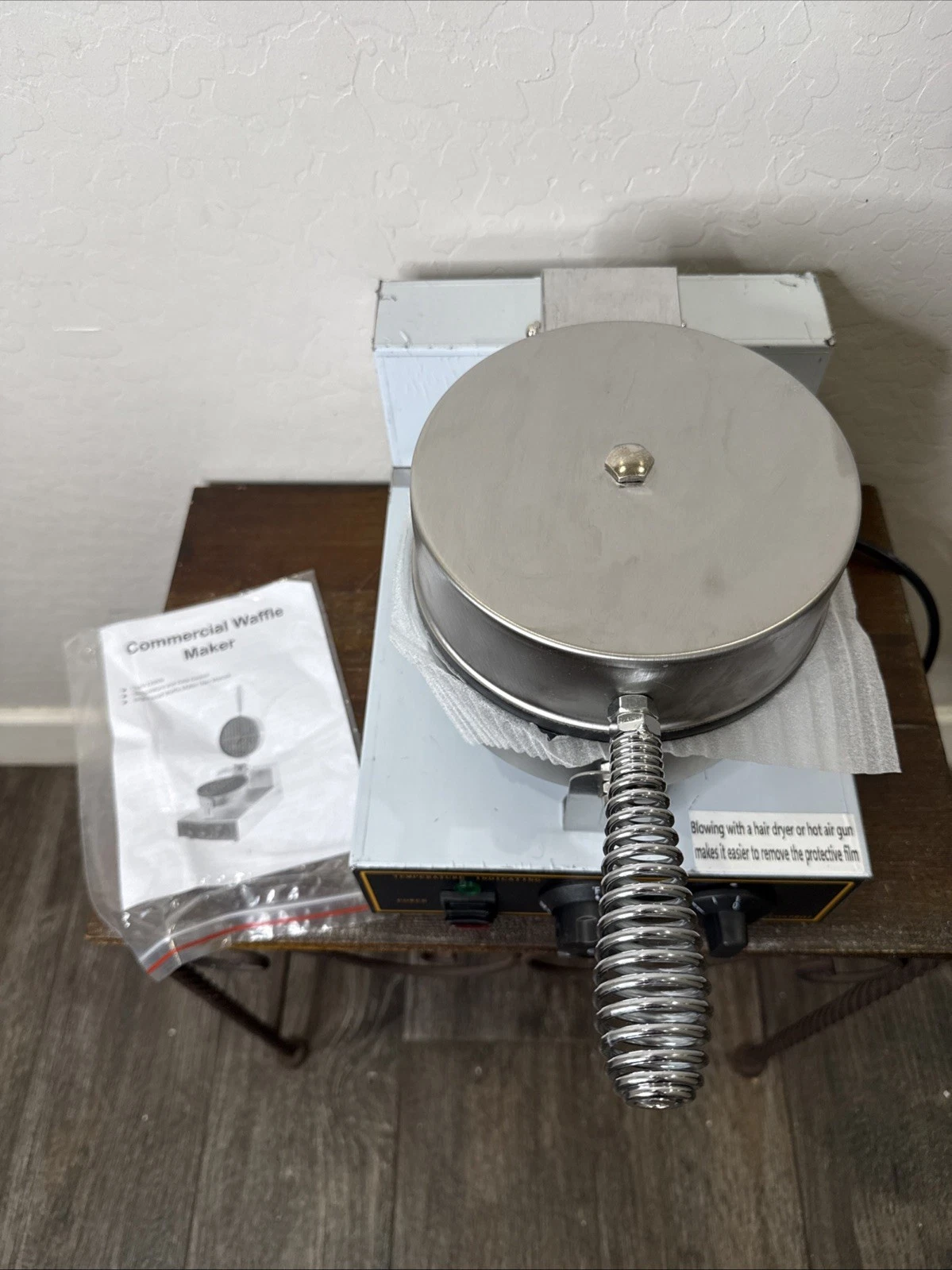 Commercial Round Waffle Maker with Non-Stick Plate New
Opens in a new window or tab