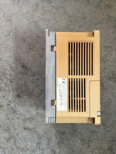 Toshiba VFS7-2004P Transistor Inverter 3PH VF-F7 Run Stop Drive Control Unit