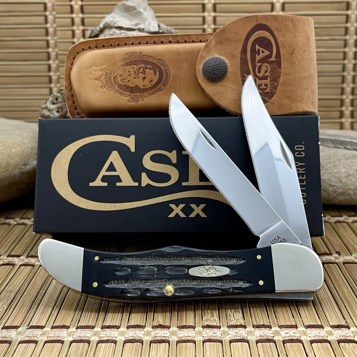 Case XX USA Jigged Buffalo Horn 65030 Large Folding Hunter Knife w