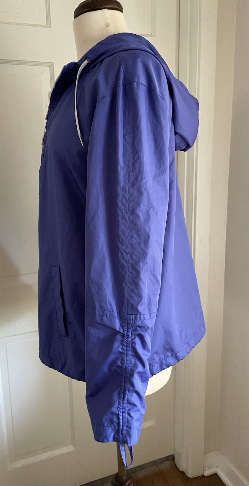 GAP FIT  Drawstring Pullover Windbreaker Jacket H… - image 4