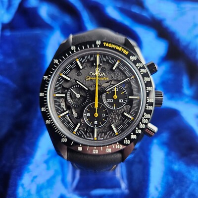 OMEGA Speedmaster Dark Side of The Moon Apollo 8 - Pristine Full Set