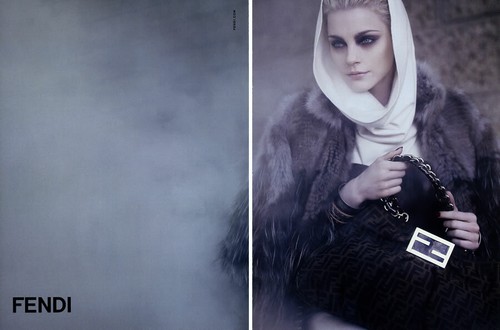 2009 Fendi Jessica Stam Furs Fur coat jacket 3-page MAGAZINE AD - Picture 2 of 2