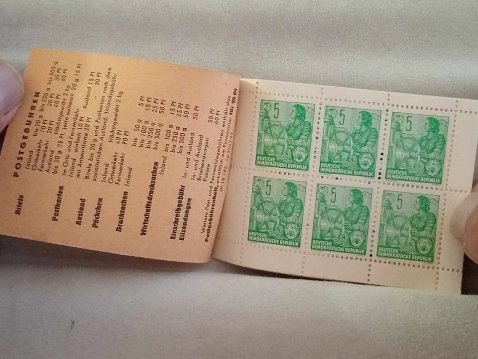 Germany And Colonies (1960) Lot Of 17 Stamp Booklets ( Mint Condition) - Image 3 of 4