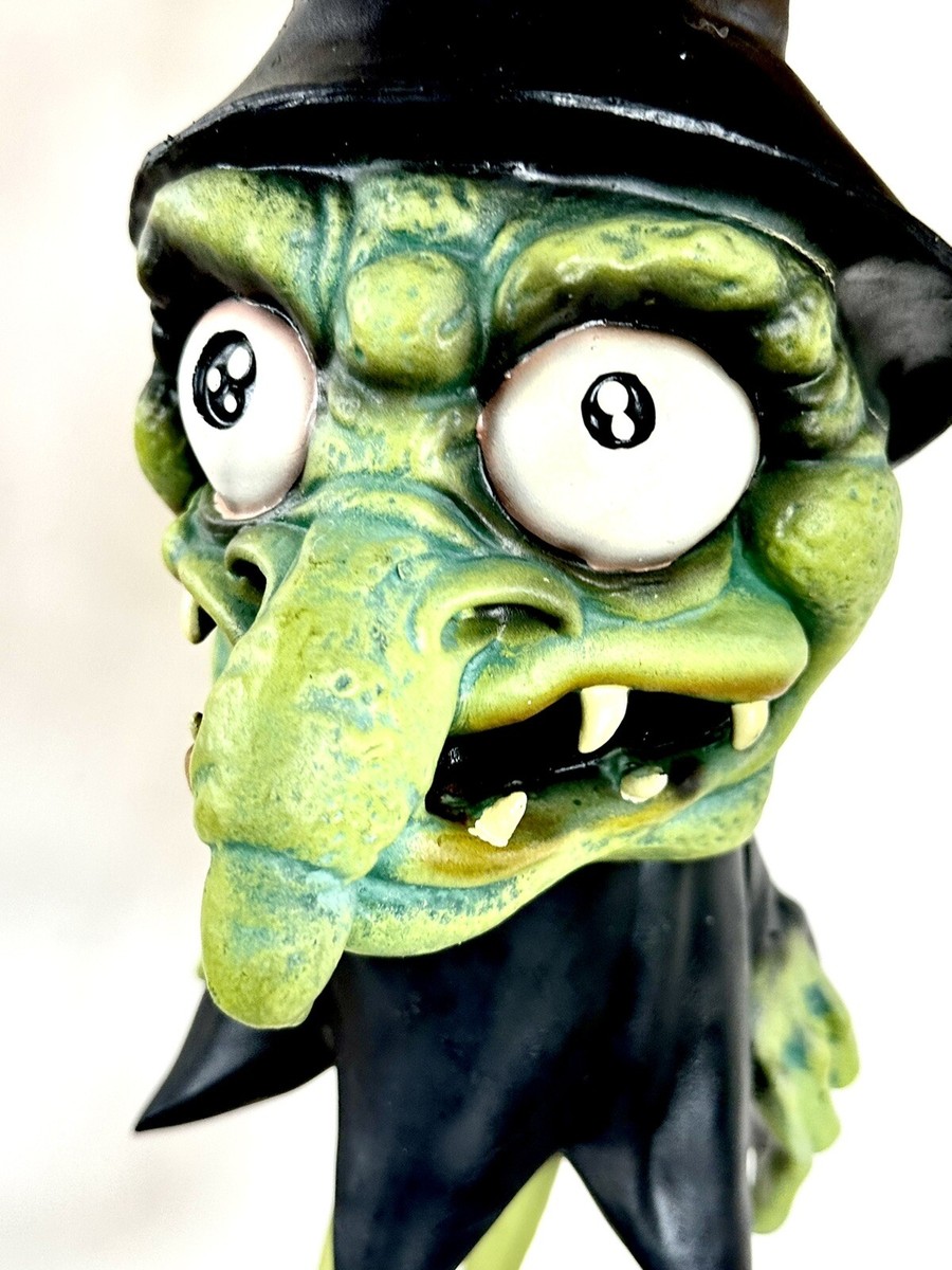 Vintage HANGING WITCH 22