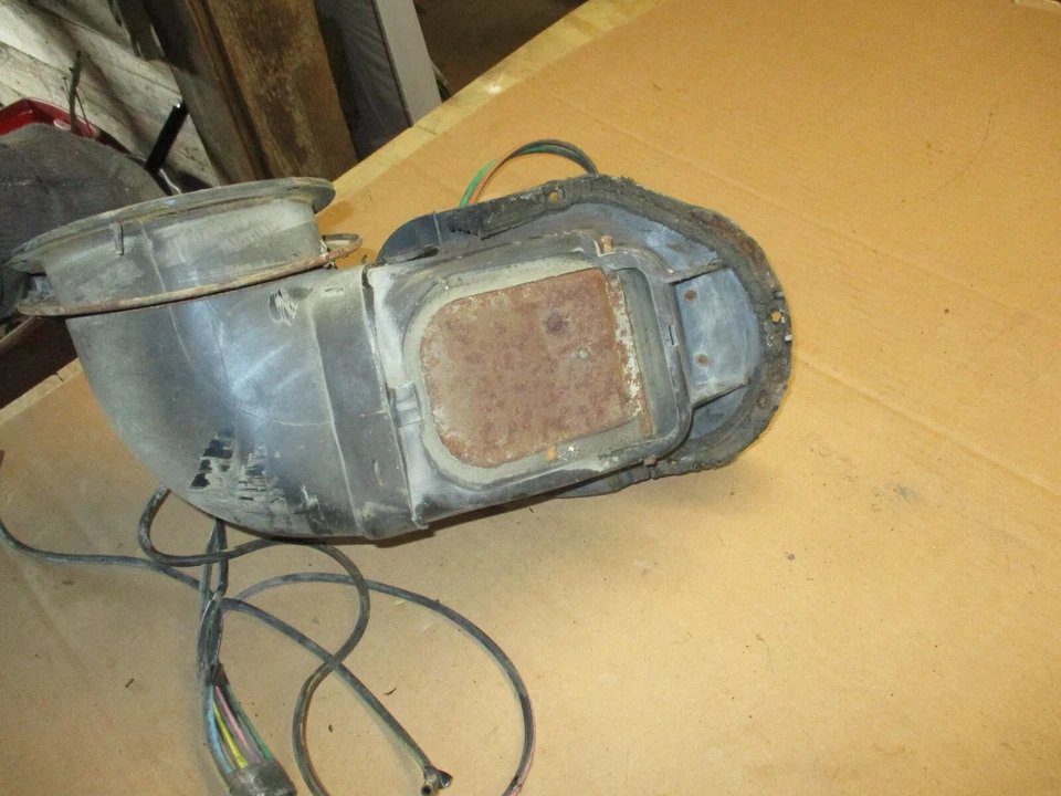 1969 年 BUICK GRAN 运动 SKYLARK 定制空调控制通风口 KICK 面板 — 第 4/4 张图片