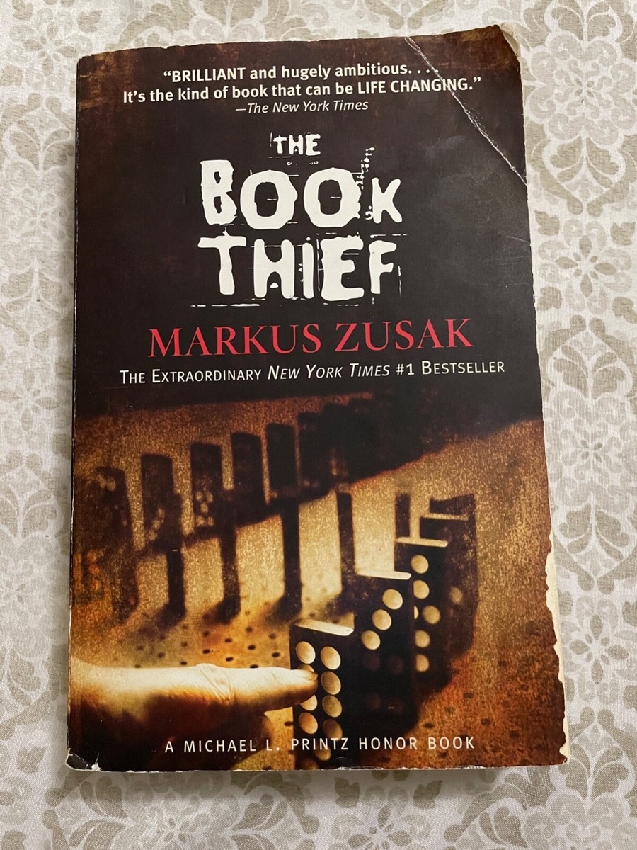 The Book Thief By Markus Zusak - Exploring Resilience In Historical Fiction By D - Foto 6