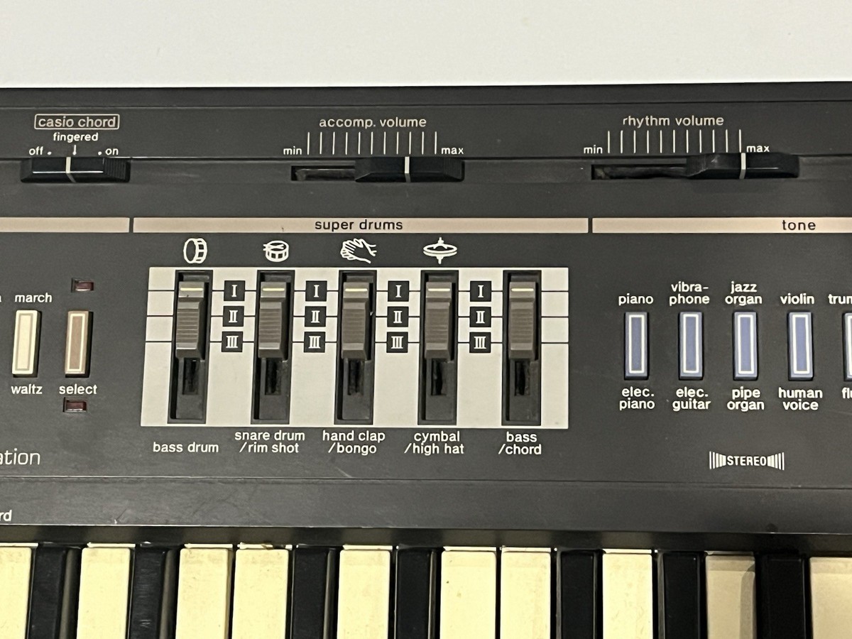 Vintage Casio Casiotone MT-205 Electronic Keyboard Piano Tested +