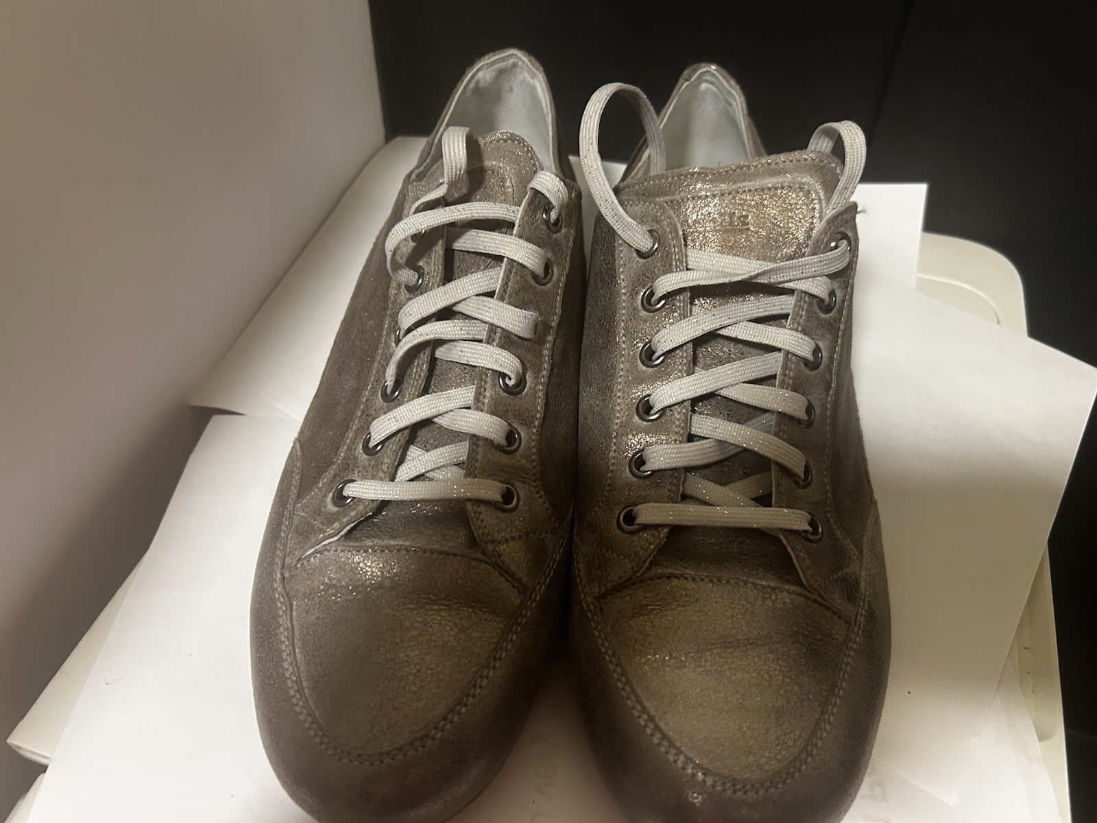 mobils shoes - image 1