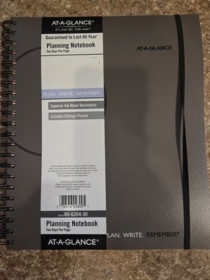 AT-A-GLANCE 70-6209-05 Undated Planning Notebook Plan Write Remember