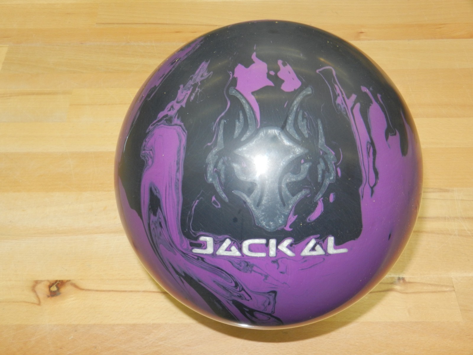 NIB 15# Motiv Jackal Ghost Bowling Ball - 15.3/3.2" Pin/3.50