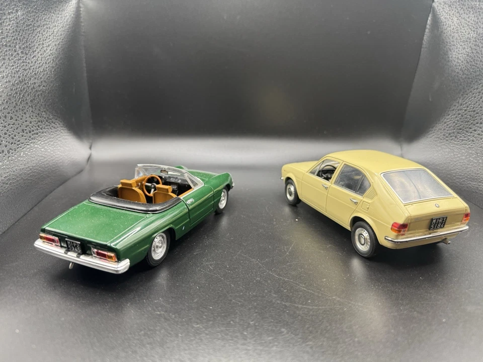 ALFA ROMEO Alfasud e 2000 spider V scala 1:24 Quattroruote Collection Fabbri - Immagine 4 di 4