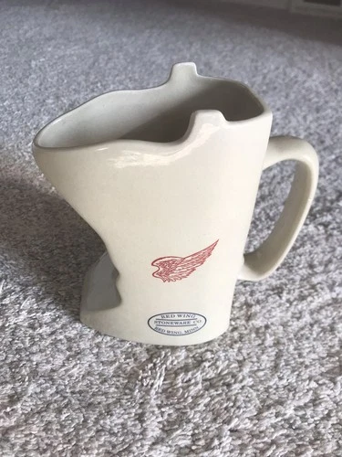 Red Wing Stoneware Co Sotapitcher w/Advertising Minnesota Shaped Mug Cup Pottery