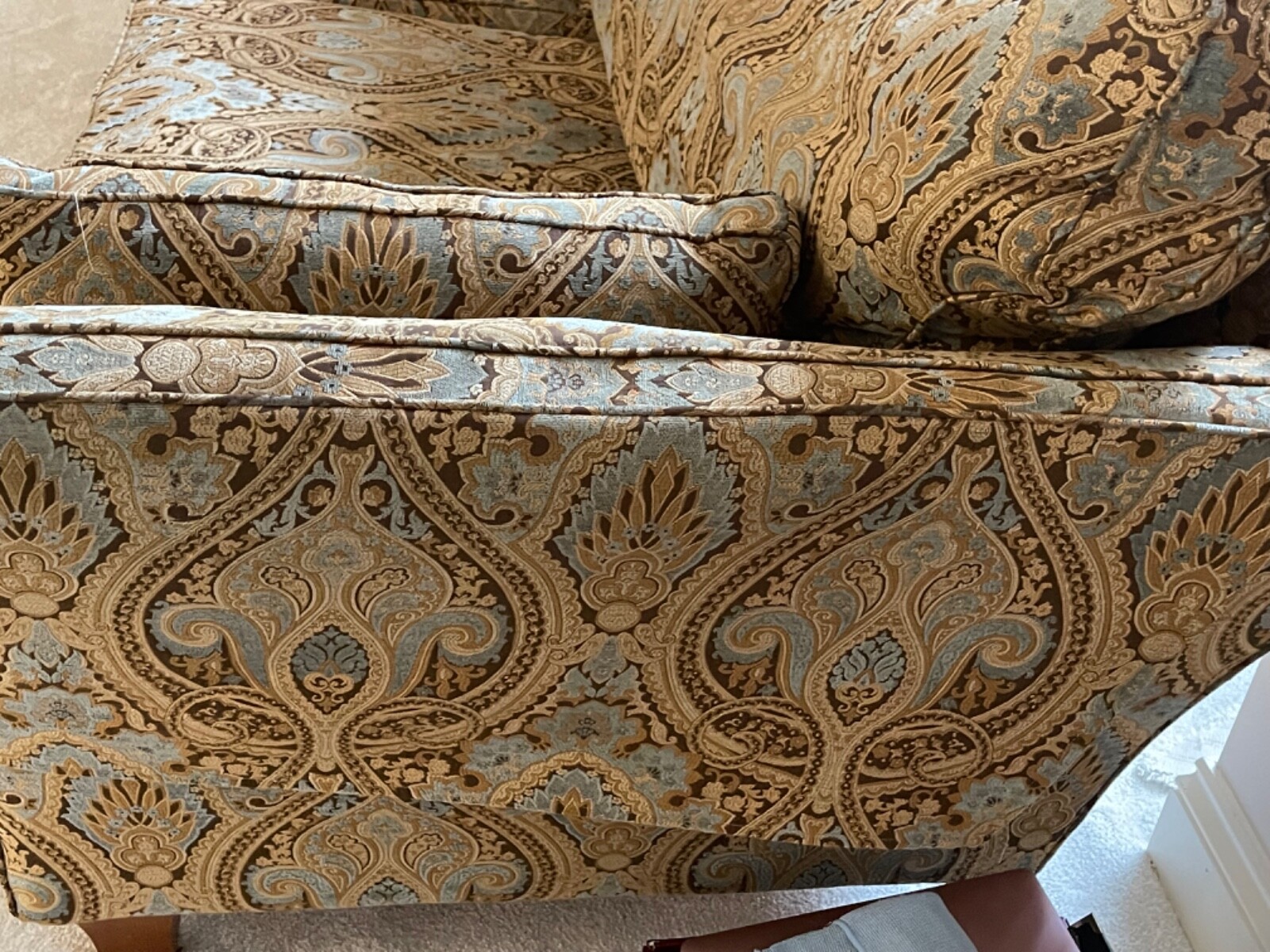 Extra large multiyork blue & beige sofa with cushions eBay