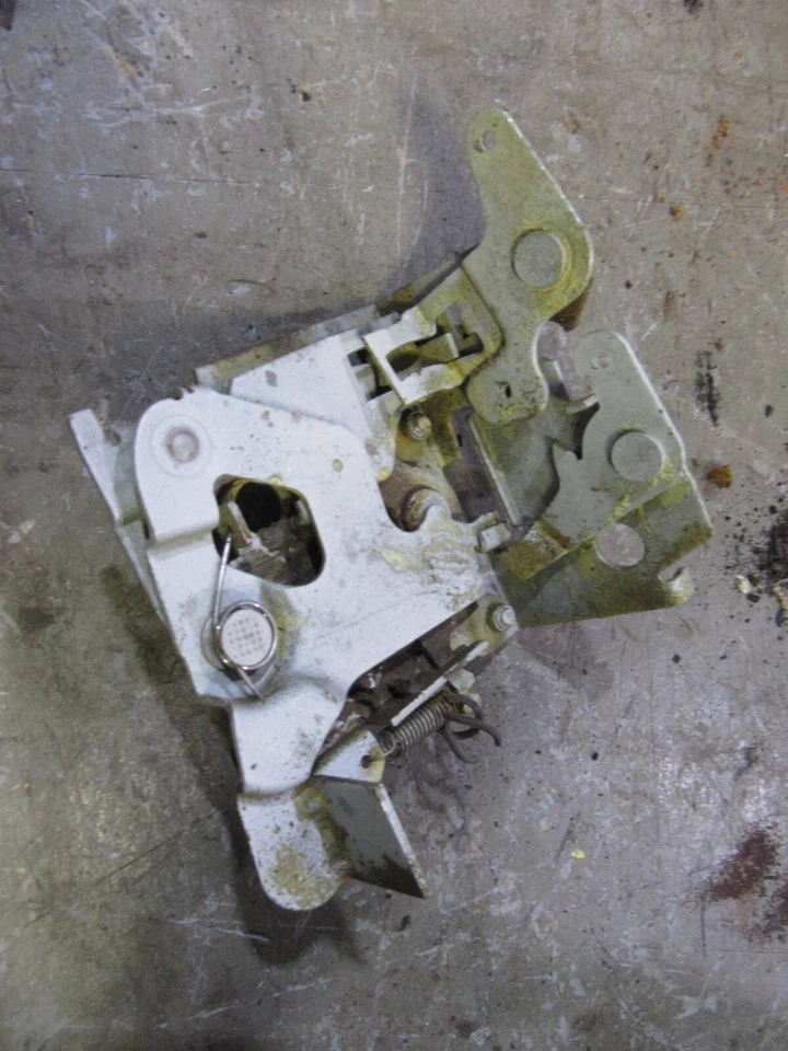 1958 Chevrolet Belair Biscayne Yeoman conjunto de trava de porta de vagão PASSAGEIRO TRASEIRO - Imagem 2 de 2